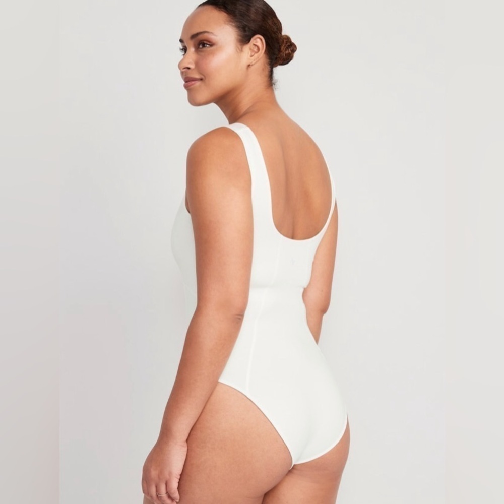 NWT! Old Navy Sea Salt PowerChill Tank Bodysuit - Multiple 🚦